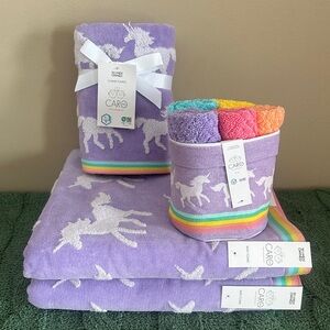 Caro Kids Bath Towels Hand & Washcloths Purple Unicorn 🦄 NEW!